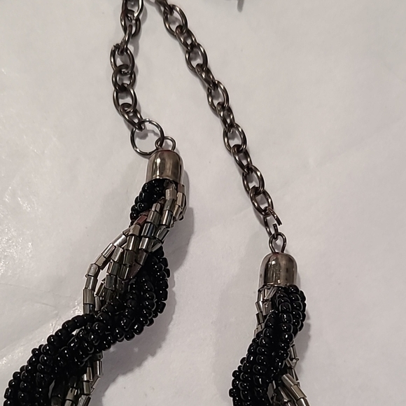 SALE!! NECKLACE CLEARANCE!! - Picture 8 of 9